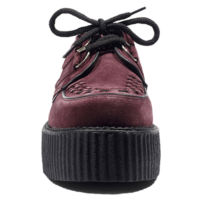 Underground Wulfrun Original Double Sole feature smooth suede uppers, soft breathable textile lining, rubber ribbed outsole unit, twin d-ring eyelet lace up closure, contrasting trims and apron patterns with three rows on interlacing on the vamp.
